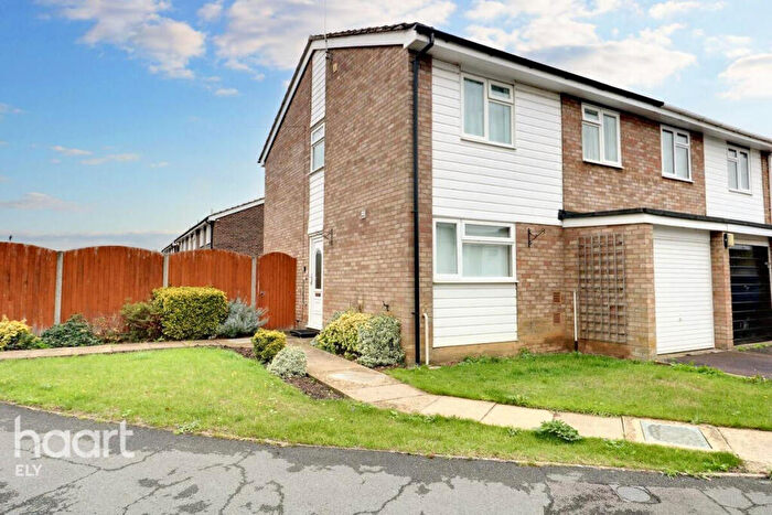4 Bedroom Semi-Detached House For Sale In Guntons Close, Soham, CB7