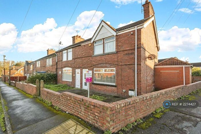 3 Bedroom Terraced House To Rent In King Avenue, Maltby, Rotherham, S66