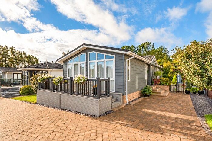 2 Bedroom Park Home For Sale In Ash Tree Close, Silver Mists Park, Matchams Lane, St Leonards, Dorset, BH24
