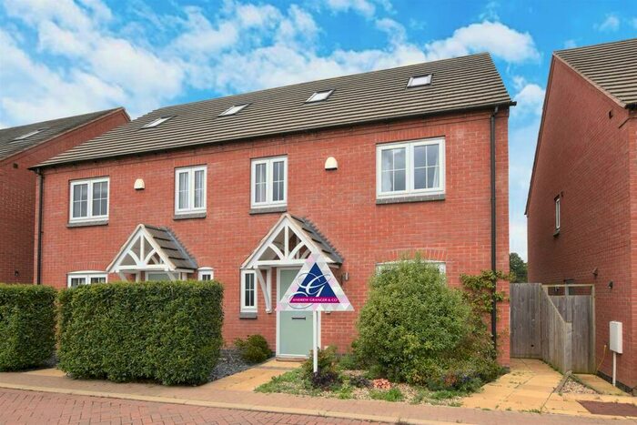 4 Bedroom Semi-Detached House For Sale In Sun Court, Marston Trussell, Market Harborough, LE16