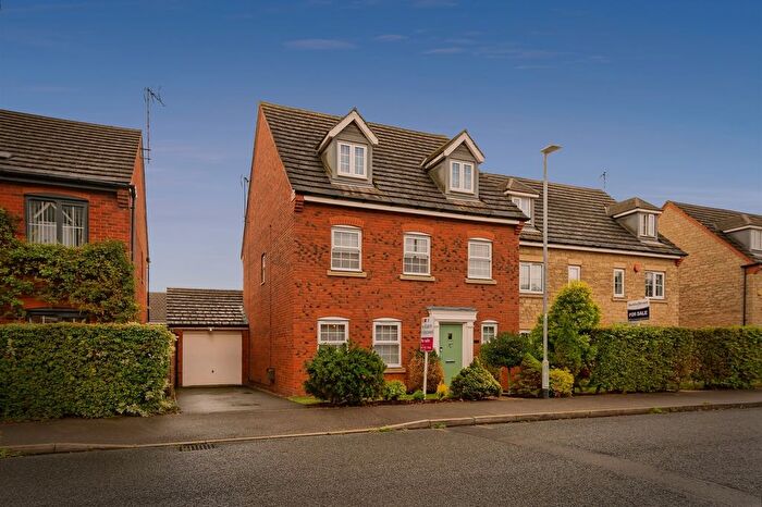 5 Bedroom Detached House For Sale In Flatts Lane, Calverton, Nottingham, NG14