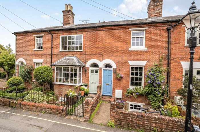 3 Bedroom Terraced House For Sale In Church Lane, Romsey, Hampshire, SO51