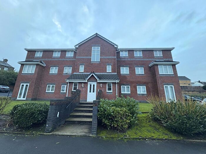 2 Bedroom Flat For Sale In Sims Close, Ramsbottom, Bury, BL0