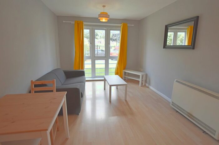 1 Bedroom Flat To Rent In Parry Court, Marmion Road, Nottingham, NG3