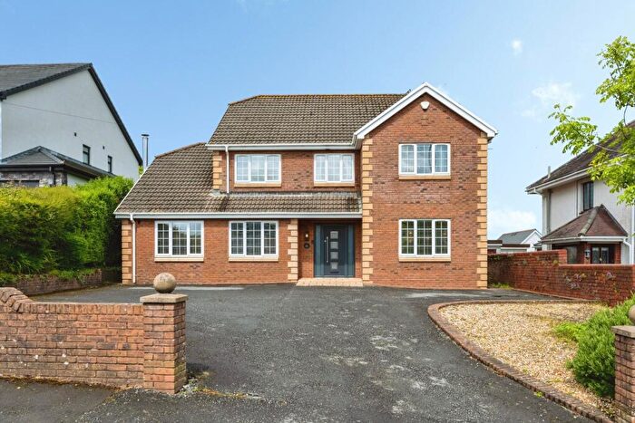 5 Bedroom Detached House For Sale In Hendre Road, Llangennech, Llanelli, Carmarthenshire, SA14