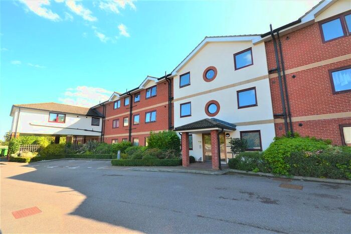 2 Bedroom Flat To Rent In Porters Way, Polegate, BN26