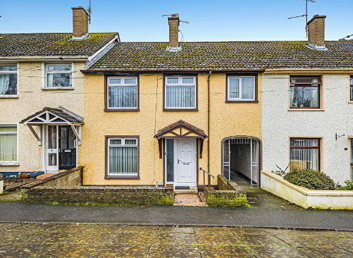 4 Bedroom Mid Terraced House For Sale In Ballymore Road, Tandragee, BT62