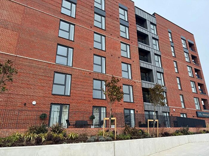 2 Bedroom Flat To Rent In Brighton Road, Shoreham-By-Sea, West Sussex, BN43