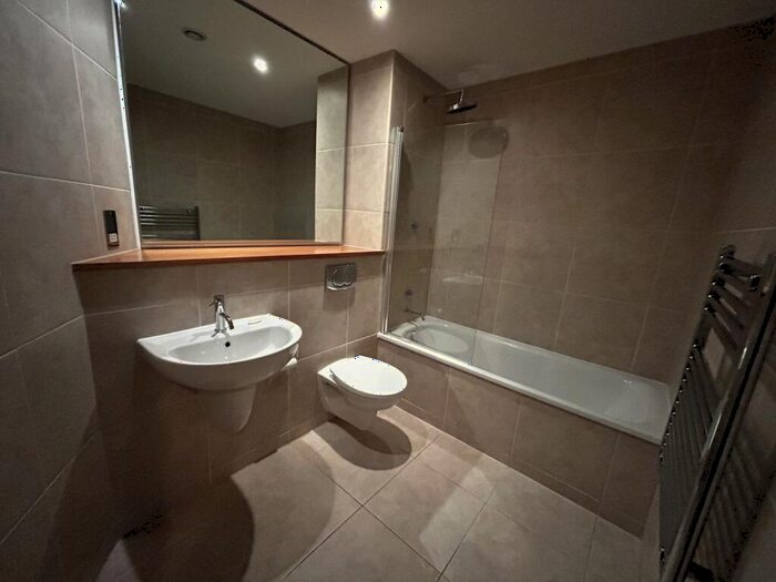2 Bedroom Apartment To Rent In Roberts Wharf, East Street, Leeds, LS9