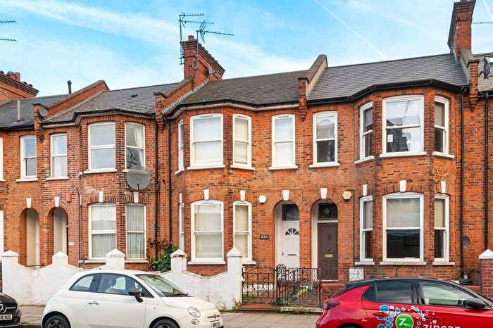 4 Bedroom Property To Rent In Latimer Road, North Kensington, London, W10