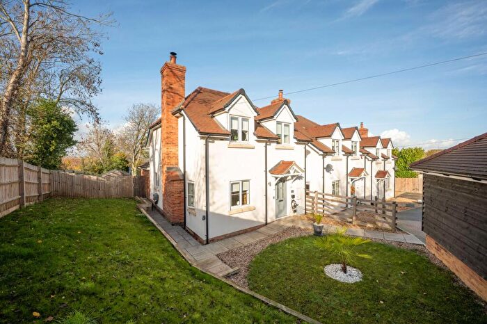 3 Bedroom Detached House For Sale In High Street, Lidlington, MK43