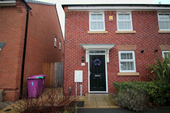 2 Bedroom Semi-Detached House To Rent In Mainsail Close, Liverpool, L3