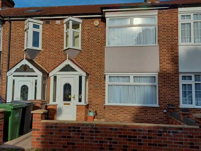 3 Bedroom Terraced House To Rent In Coolgardie Avenue, London, E4