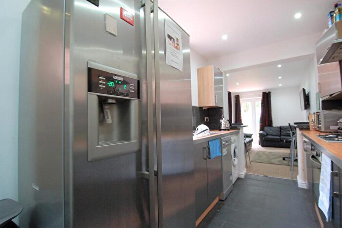 6 Bedroom Terraced House To Rent In Tiverton Road, Selly Oak, B29