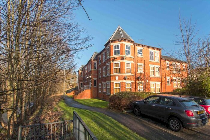 2 Bedroom Flat To Rent In Bridgewater Court, Grove Lane, Headingley, Leeds, LS6