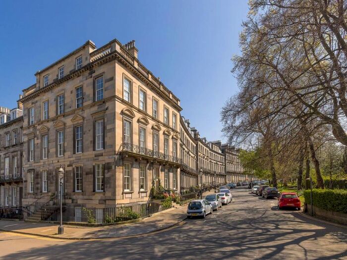 4 Bedroom Flat To Rent In Oxford Terrace, Stockbridge, Edinburgh, EH4