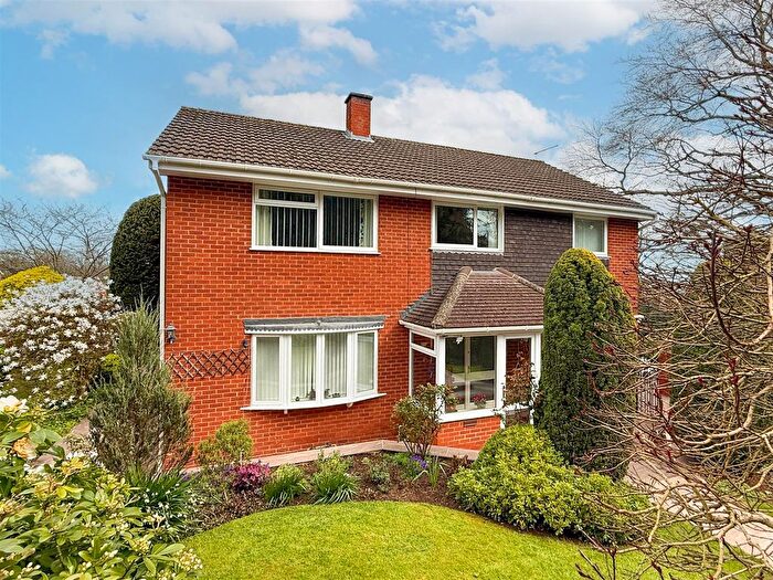 4 Bedroom Detached House For Sale In Cockshot Road, Malvern, WR14