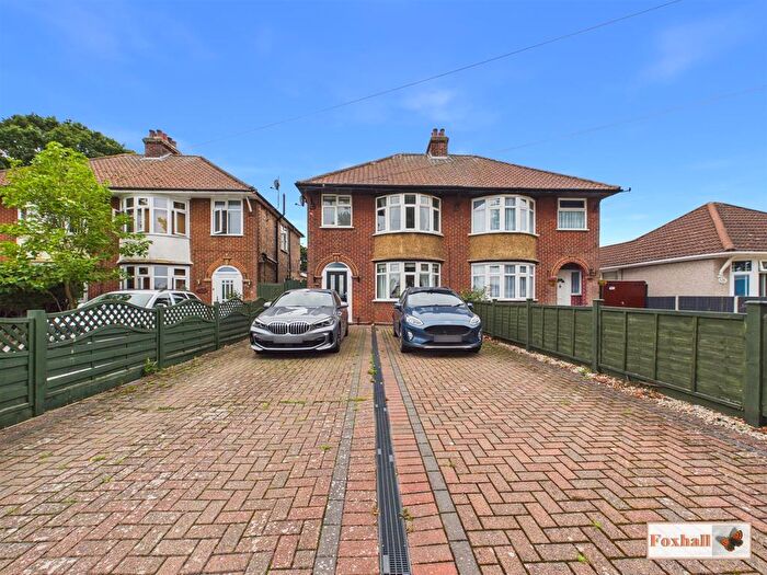 3 Bedroom Semi-Detached House For Sale In Nacton Road, Ipswich, IP3