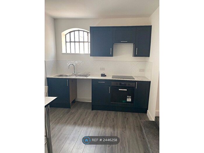 1 Bedroom Flat To Rent In Brook Street, Grantham, NG31