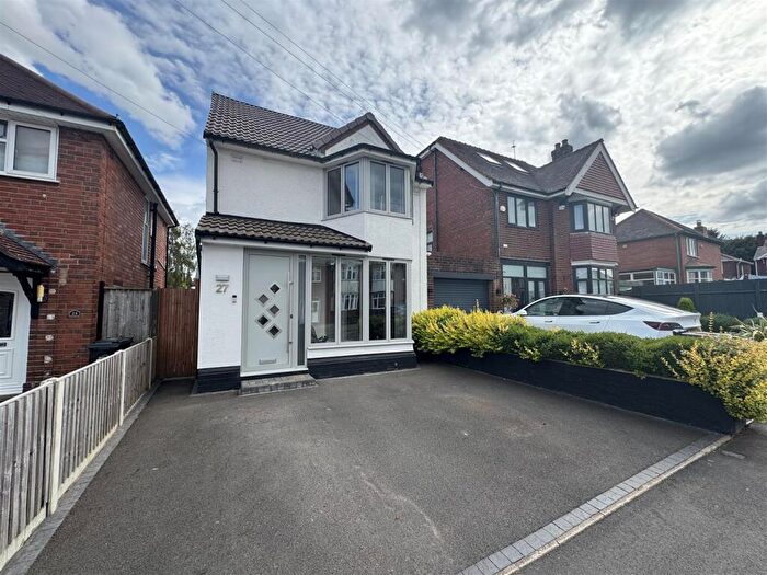 3 Bedroom Detached House To Rent In Springfield Drive, Halesowen, B62