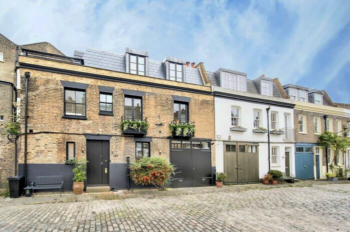 2 Bedroom Property To Rent In Pindock Mews, Maida Vale, London, W9
