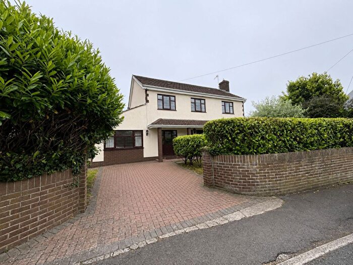 4 Bedroom Detached House For Sale In Stepney Road, Burry Port, SA16