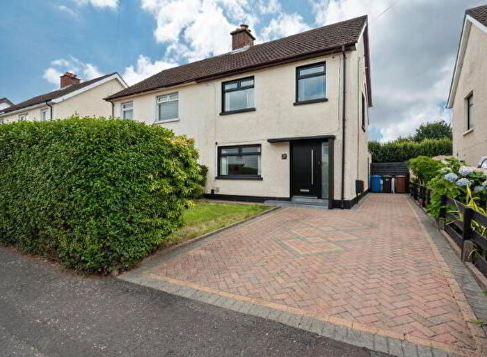 3 Bedroom Semi-Detached House For Sale In Downshire Park East, Belfast, BT6