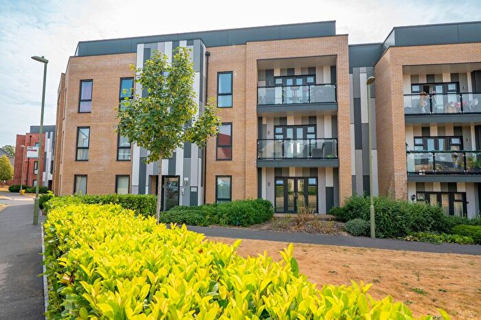 1 Bedroom Flat For Sale In Cashmere Drive, Andover, SP11