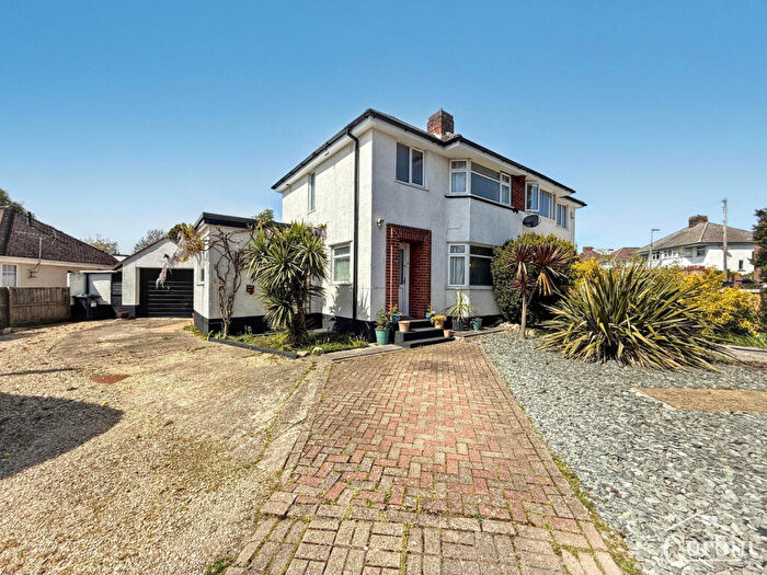 3 Bedroom Semi-Detached House For Sale In Headswell Avenue, Bournemouth, BH10