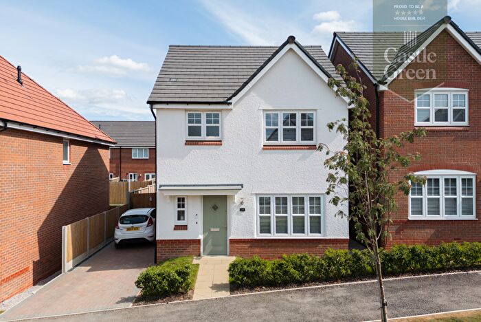 3 Bedroom Detached House For Sale In Gronant Road, Prestatyn, LL19