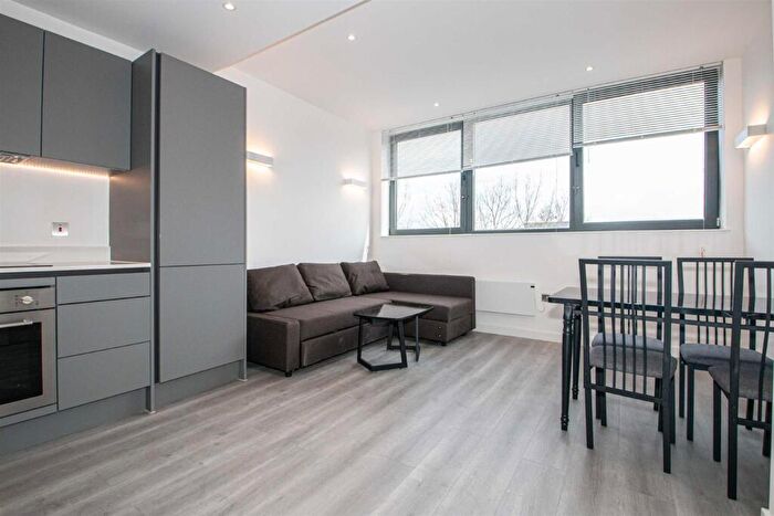 1 Bedroom Apartment To Rent In Capital Drive, Linford Wood, MK14