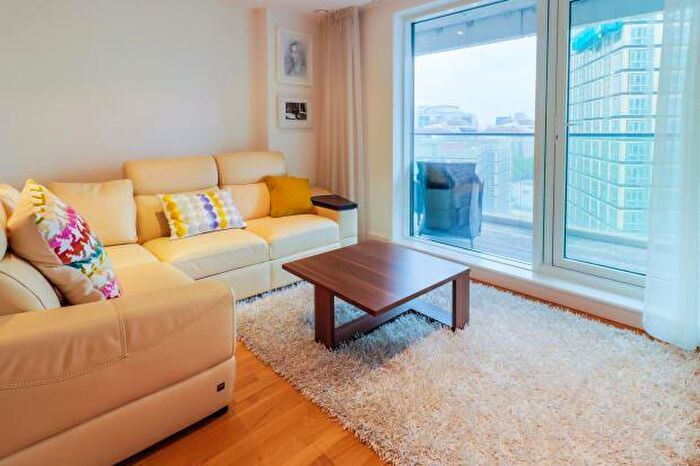 1 Bedroom Flat To Rent In Wharfside Point South, London, E14