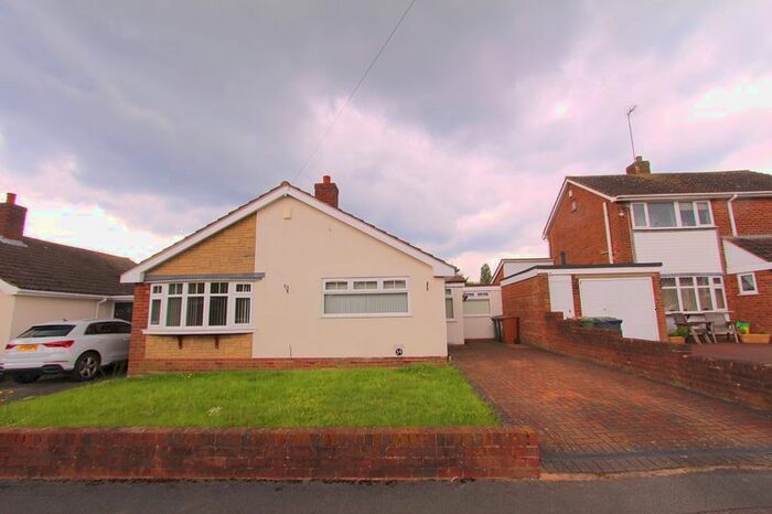 3 Bedroom Detached Bungalow To Rent In Canning Road, Walsall, WS5