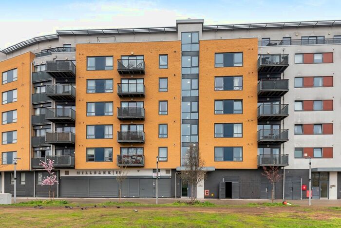 2 Bedroom Flat To Rent In Tarves Way, London, SE10
