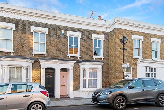 2 Bedroom Terraced House For Sale In Ropery Street, Bow, E3