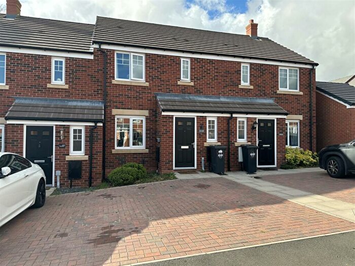 3 Bedroom Terraced House For Sale In Aster Drive, Rugby, CV23