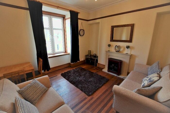 1 Bedroom Flat To Rent In Wallfield Place, Rosemount, Aberdeen, AB25