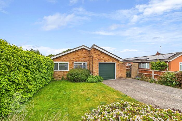 3 Bedroom Detached Bungalow For Sale In Famona Road, Carlton Colville, Lowestoft, NR33