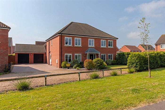 5 Bedroom Detached House For Sale In Wymondham, NR18