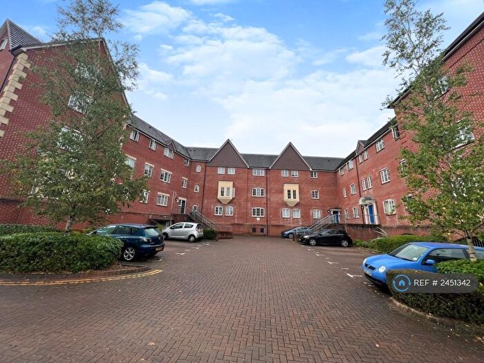 2 Bedroom Flat To Rent In Crane House, Verwood, BH31