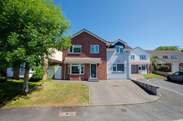 4 Bedroom Detached House For Sale In Mayfield Close, Bodmin, PL31