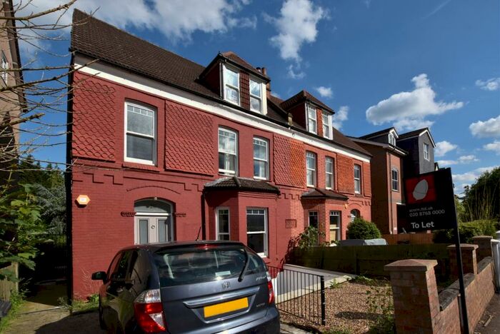 1 Bedroom Flat To Rent In Maberley Road Crystal Palace, SE19