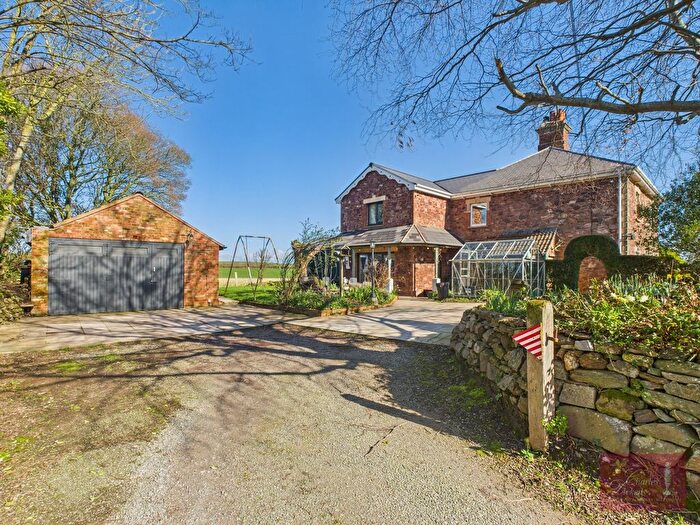 3 Bedroom Semi-Detached House For Sale In Spaxton Road, Bridgwater, TA5