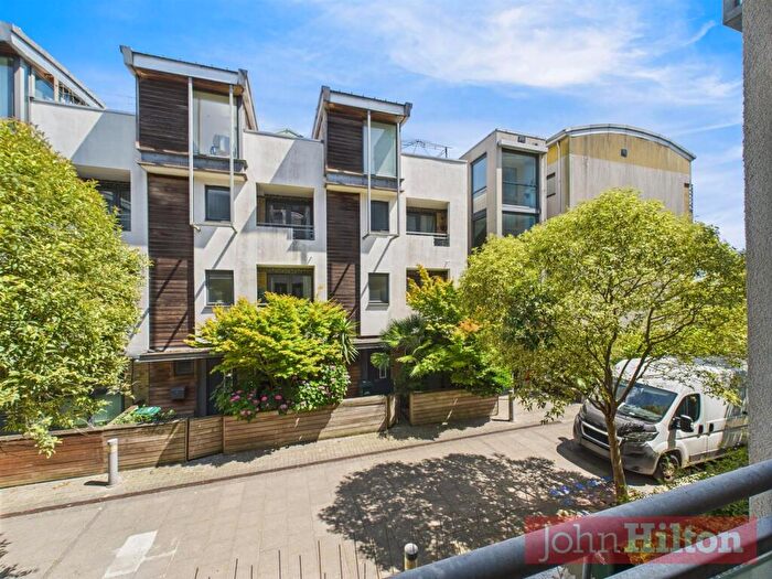 4 Bedroom House To Rent In Kingscote Way, Brighton, BN1