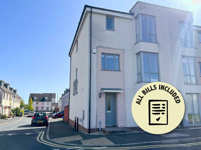 5 Bedroom House To Rent In Long Down Avenue, Cheswick Village, Bristol, BS16