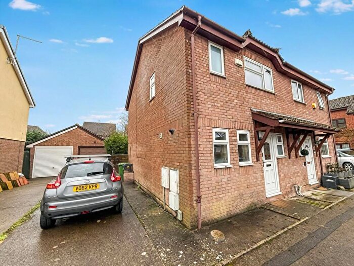 3 Bedroom End Of Terrace House To Rent In Thrush Close, St. Mellons, CF3