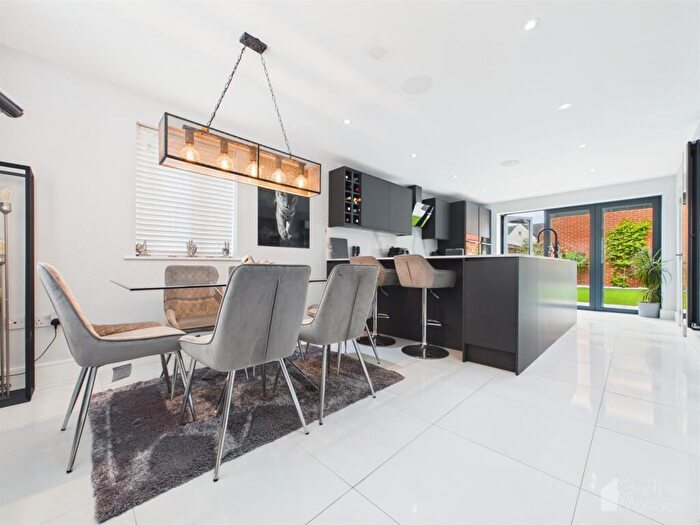 4 Bedroom House For Sale In Snowdonia Way, Great Ashby, SG1