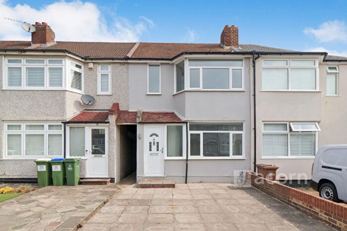 3 Bedroom Terraced House To Rent In Tyrrell Avenue, Welling, DA16
