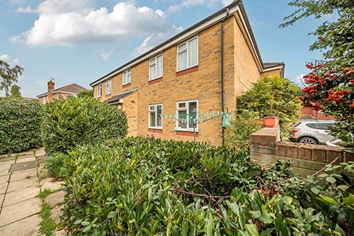 1 Bedroom Flat For Sale In Nursery Gardens, Butt Haw Close, Hoo, ME3