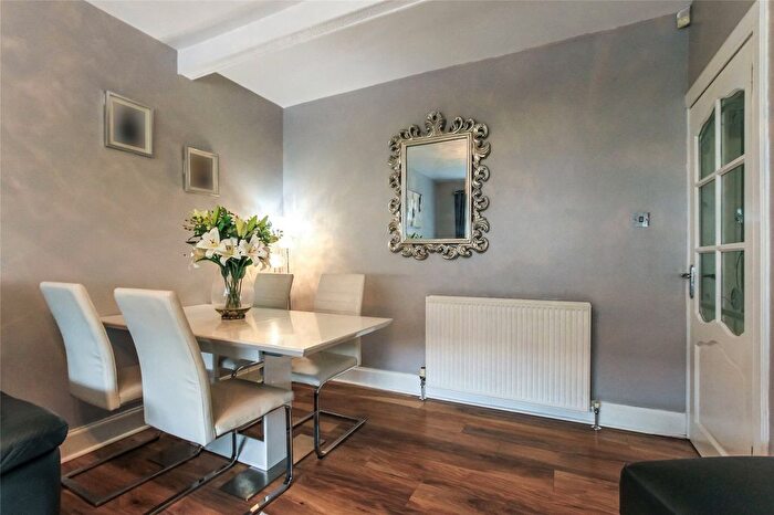 3 Bedroom Flat For Sale In Menzies Road, Balornock, Glasgow, G21